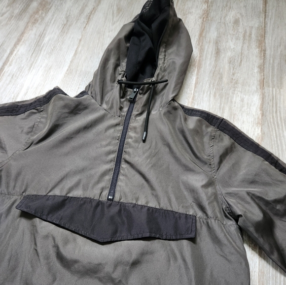 Brave Soul Green Black Lightweight 1/2 Zip Hooded Windbreaker Jacket Mens Sz S - Picture 2 of 11